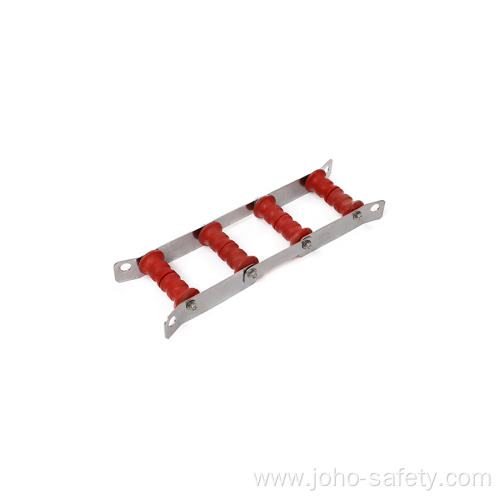 Foldable corner protector for fire fighting